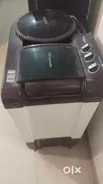 Whirlpool 7 kg Semi- Automatic washing machine