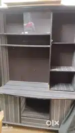 Show.  case