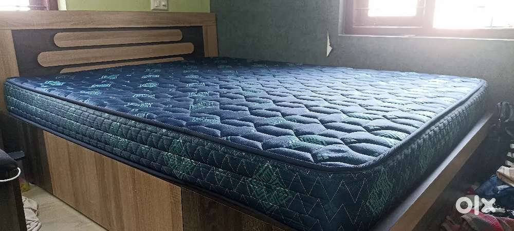 Queen size Bonnel Spring Mattress for Sale