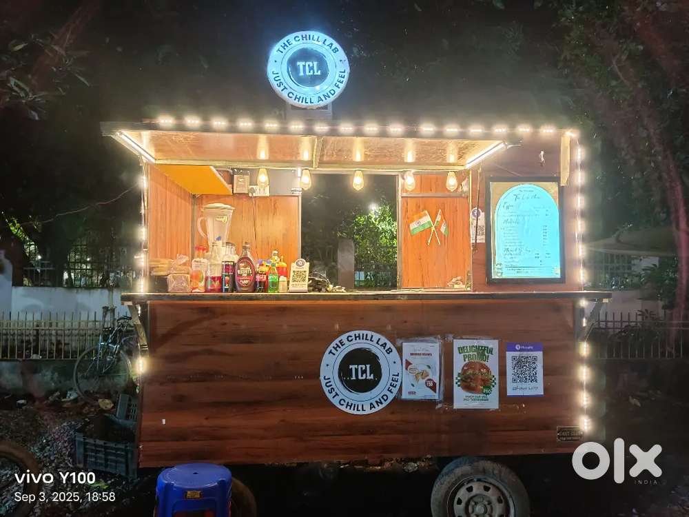 Food cart with all accessories