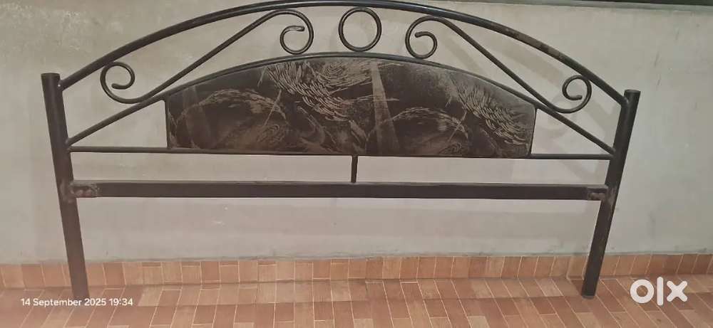 Rust free Iron cot