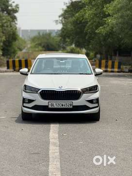 Skoda Slavia 1.5 TSI Style, 2023, Petrol