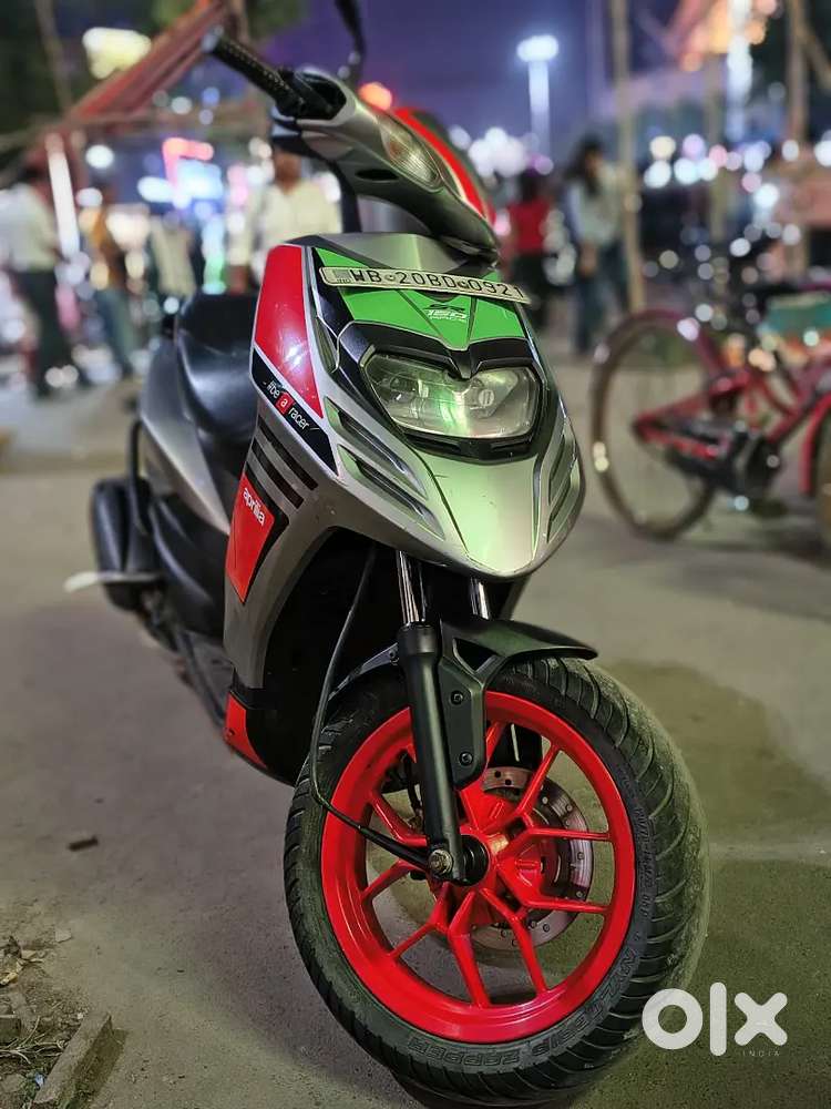 Aprilia sr 150 very good condition price fix