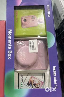 Fujifilm instax Mini 12 camera Moments Box (Pink) brand New - Open Box