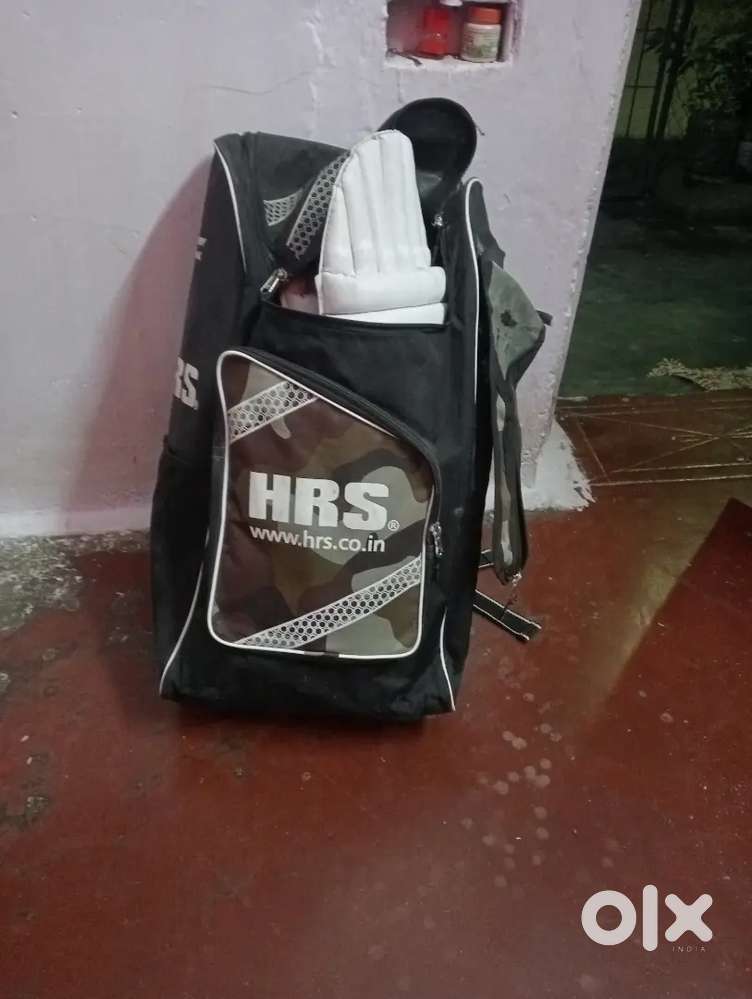 क्रीकेट किट एकमहिना use