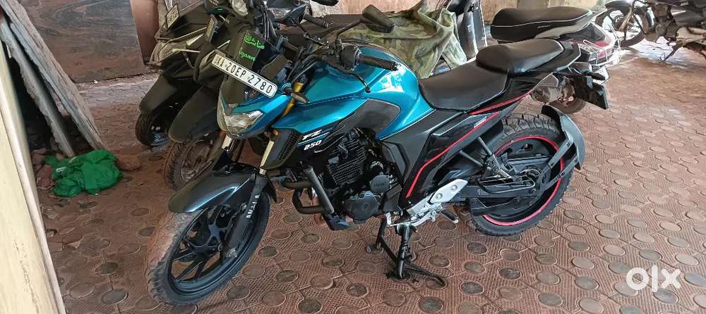 Fz 250 3rd owner good condition