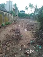 Empty plot for rent long space