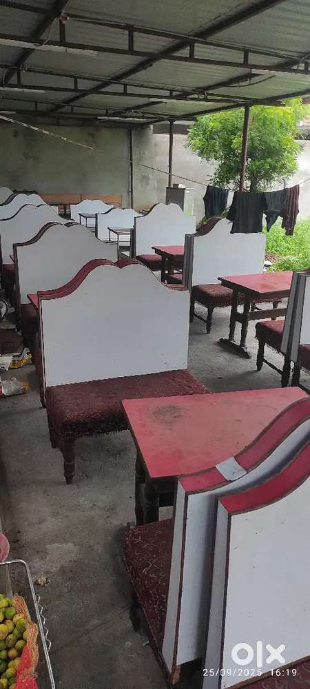 Classic 4 seater Sofa set with tables for restaurant 12 sets.