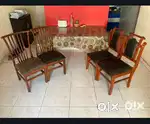Dining Table with 4 High Quality Chairs in Good Condition