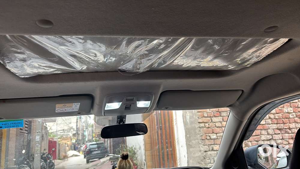 Maruti Suzuki Brezza 2024 Petrol Well Maintained