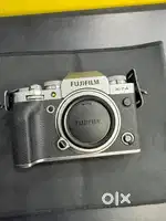 Fujifilm X-T4 body 1 year used