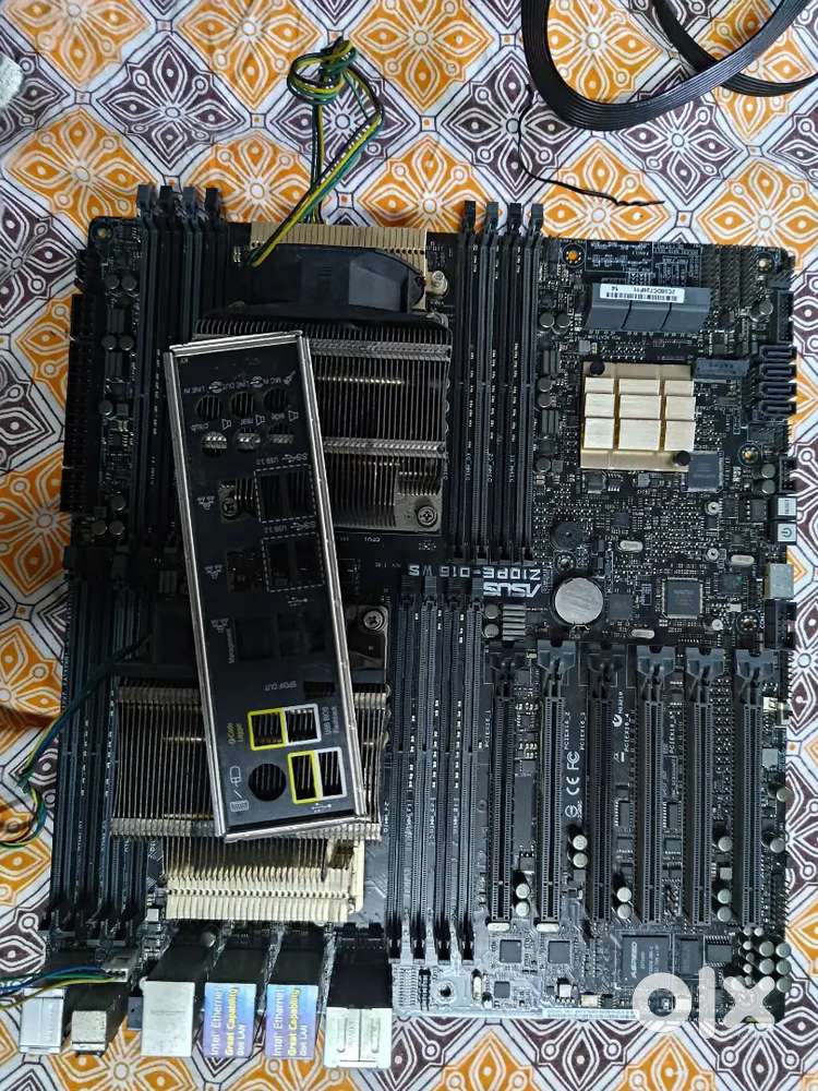 Asus Z10PE-D16 WS two cpu xeon e5-2620v3 & S2600cw server board xeon