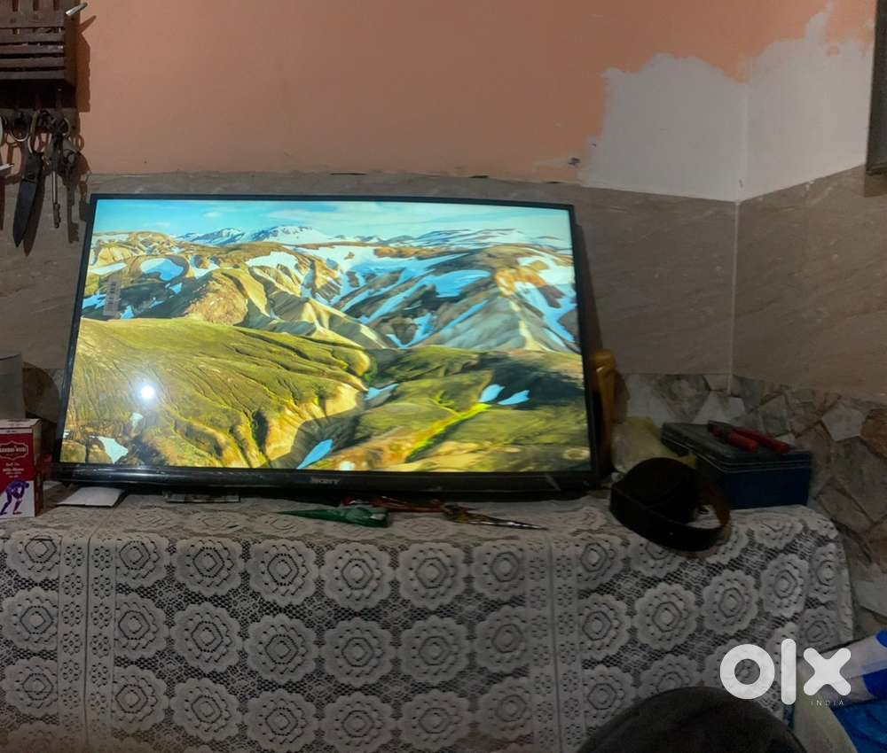 New condition 32inch sony tv