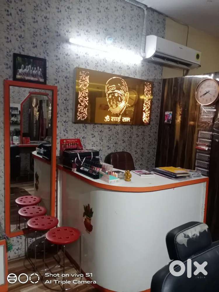 Full set sale salon , market area,