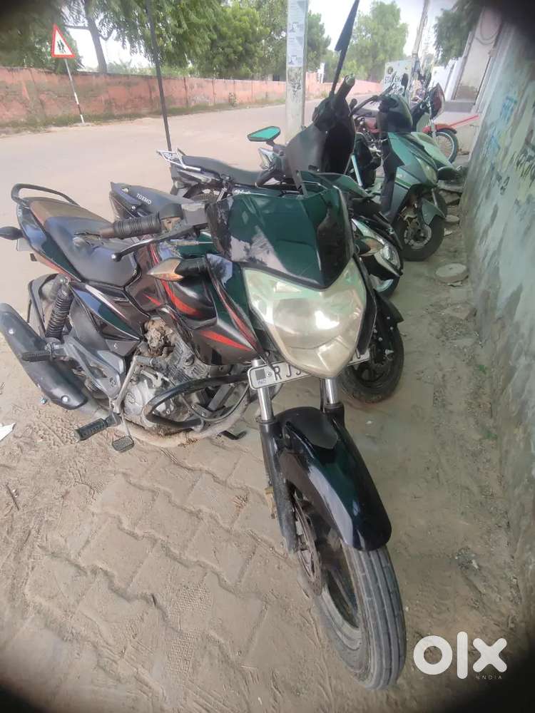Pulsar 135 LS at a great price and Excellent Condition