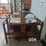 6 seater dinning table for sale