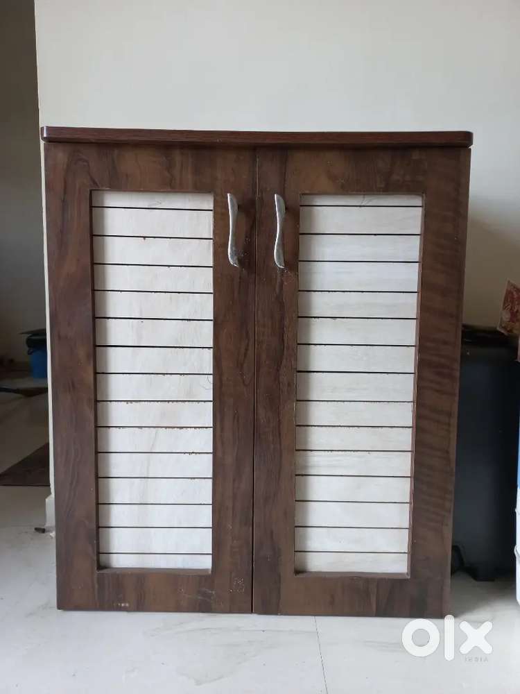 Double door Cabinet