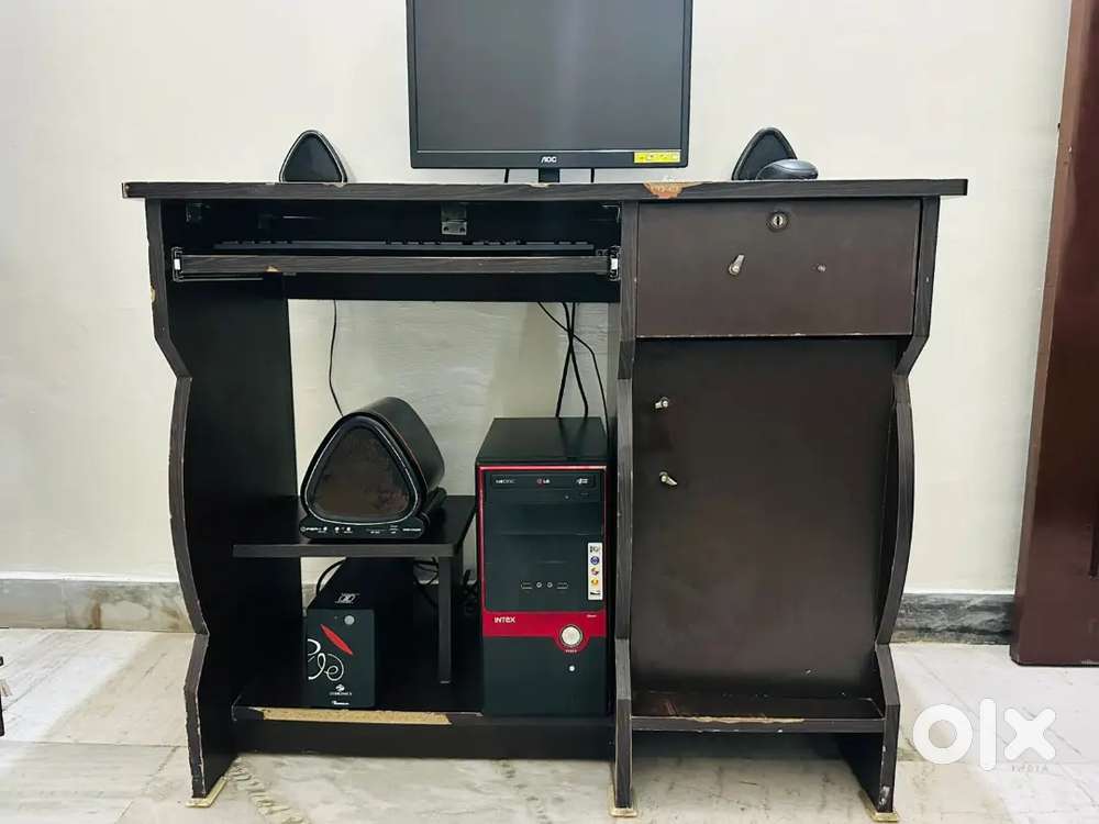 Computer system for sale with computer table.