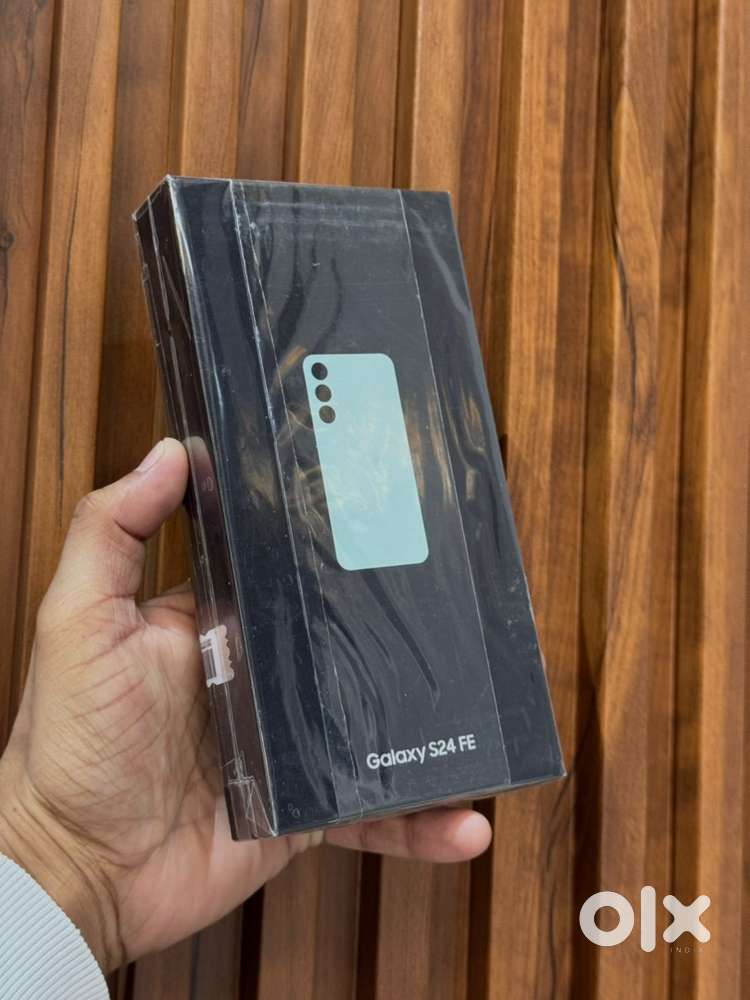 Galaxy S24 FE 8/128GB Storage New Phone Seal Pack  Indian