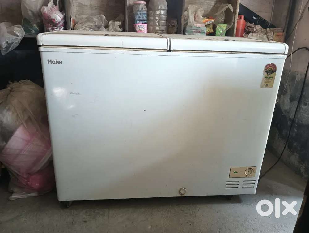 Deep  fridge haier
