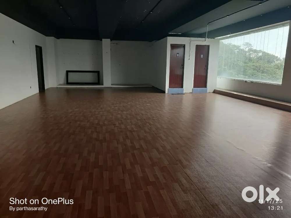 T Nagar West mambalam Anna salai 4300sqft space rent