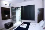 Pg room available
