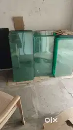 Glass with channel brackets