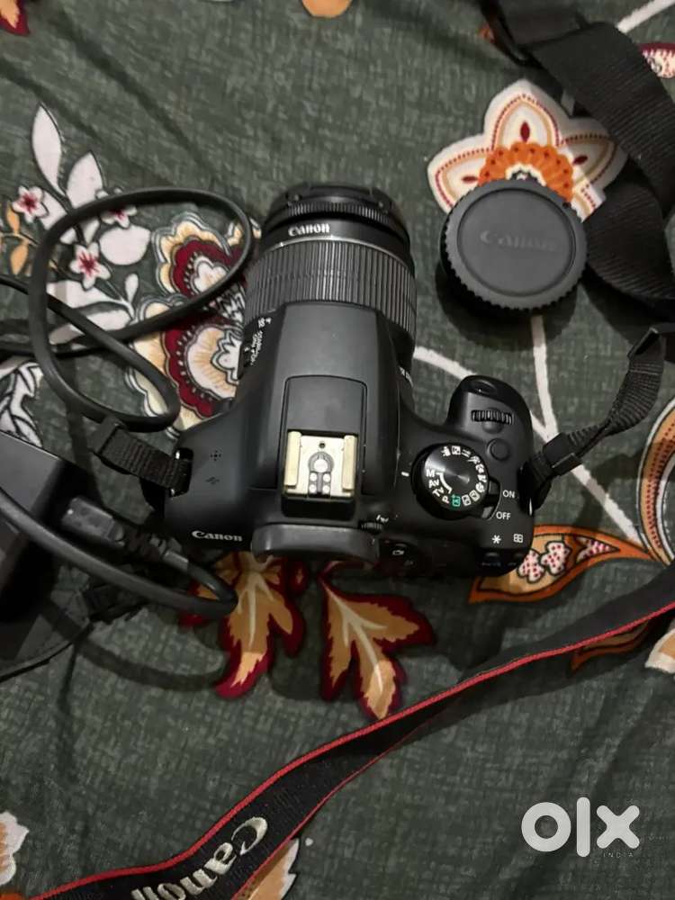 Canon eos 1300d dslr camera