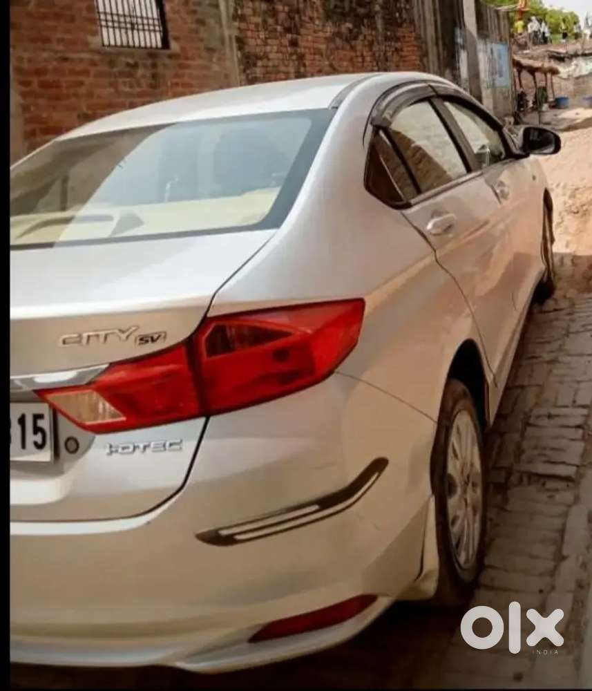 HONDA CITY AND KUV 100