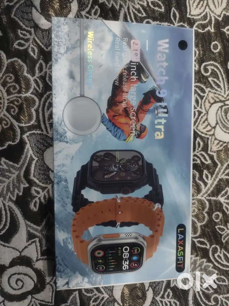 New smart watch just 2 monts old full working condition