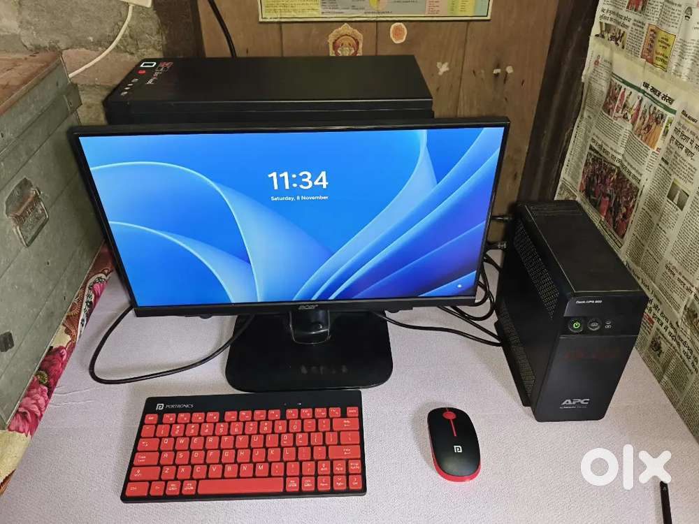 AMD PC With monitor and ups