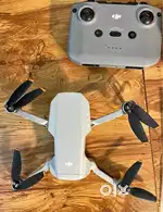 DJI Mini 2 4K Quadcopter with Remote Controller - Gray