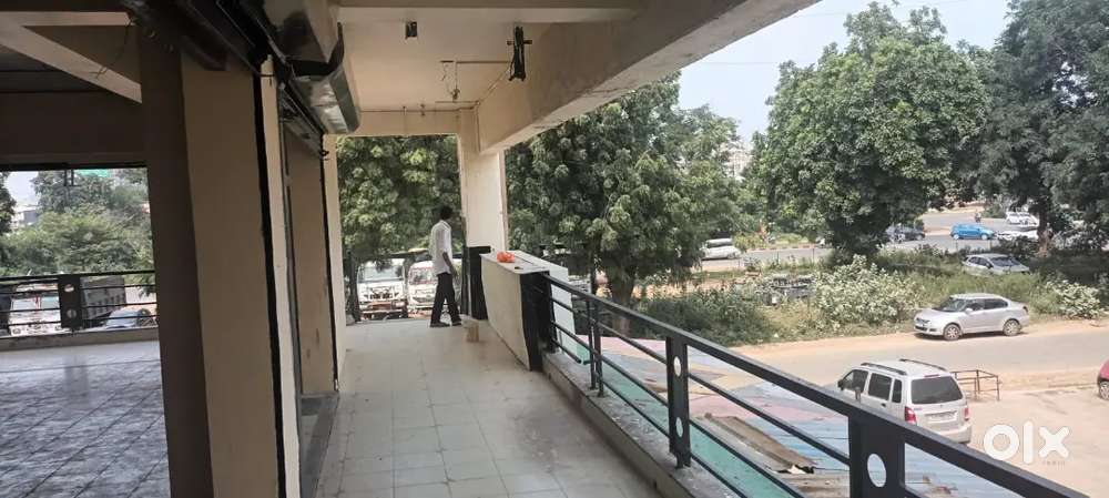 3 in one space 3 shatall corner