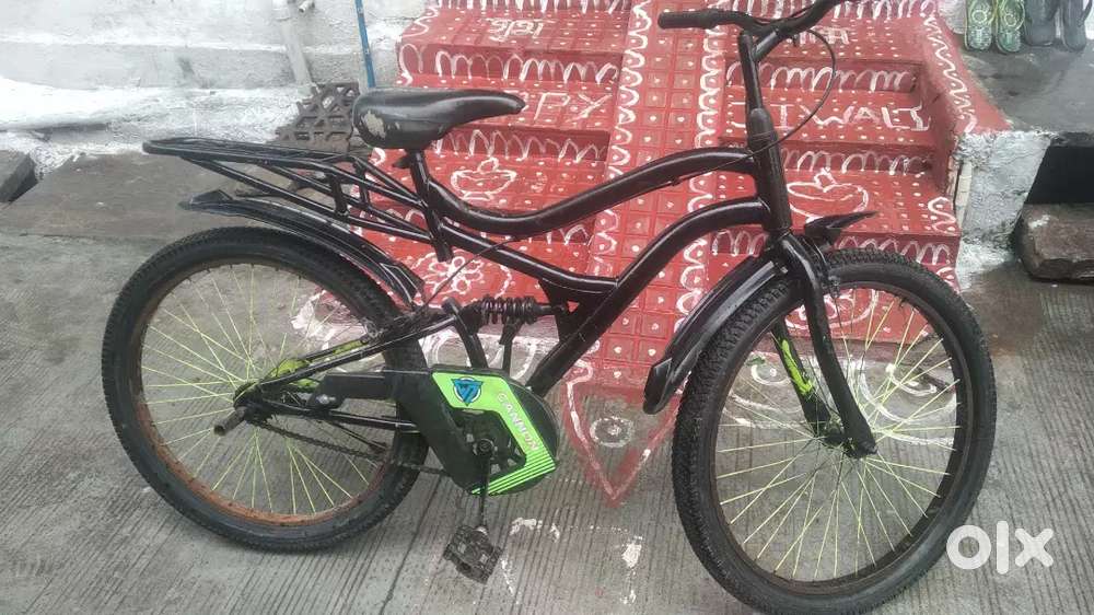 Cycle colour black