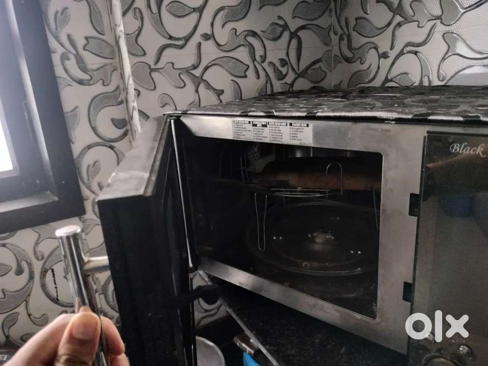 Microwave Oven