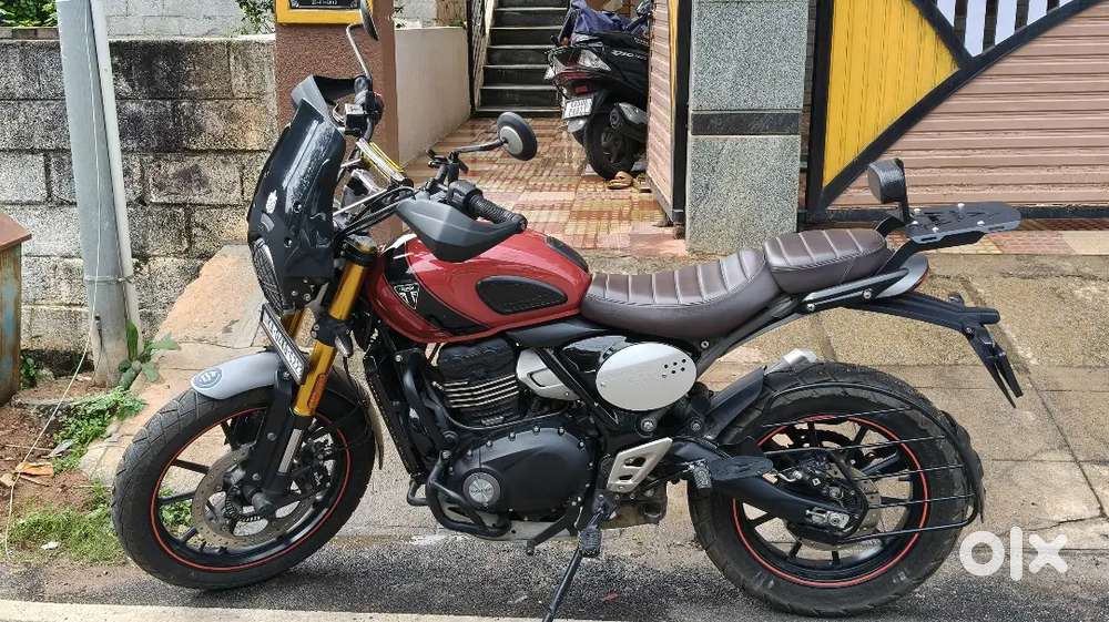 Triumph Scrambler 400X