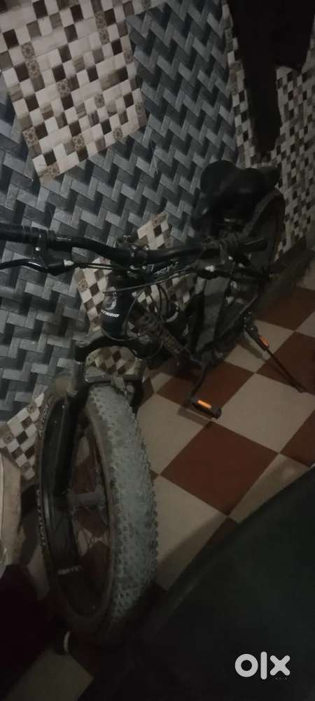 Ontario brand big tiers one year working only all orginal and all pt