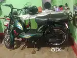 गाड़ी में कोई काम नहीं है भैया पैसे की जरूरत है इसलिए बेच रहा हूं