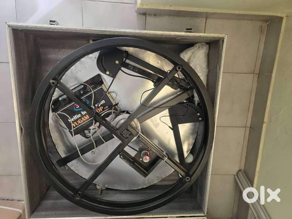 Automatic 360 Photo Booth