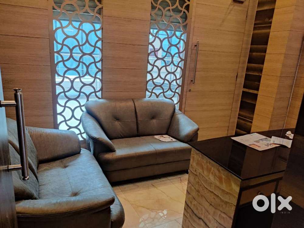 fully furnished office pace available for rent