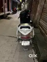 Mejastro scooty