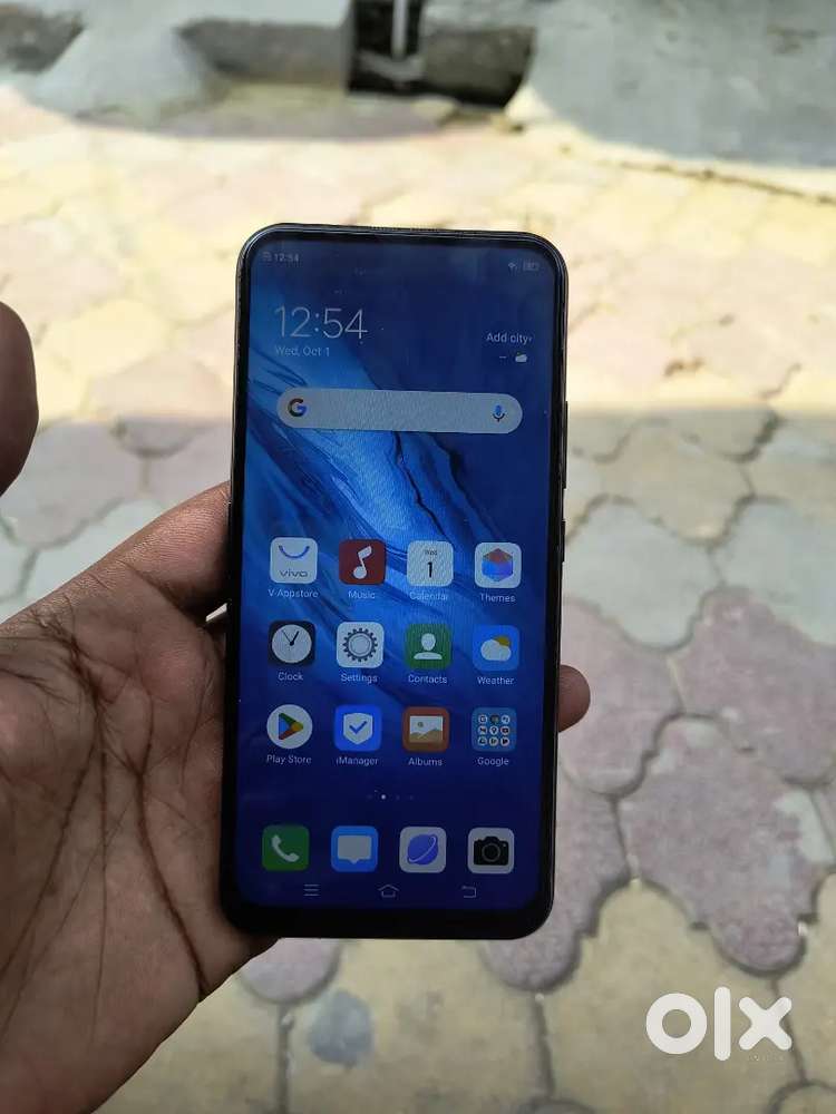 Vivo v17 pro koi kami nahi hai