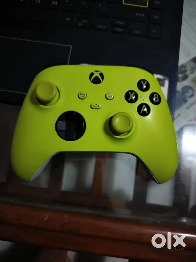 XBOX One controller