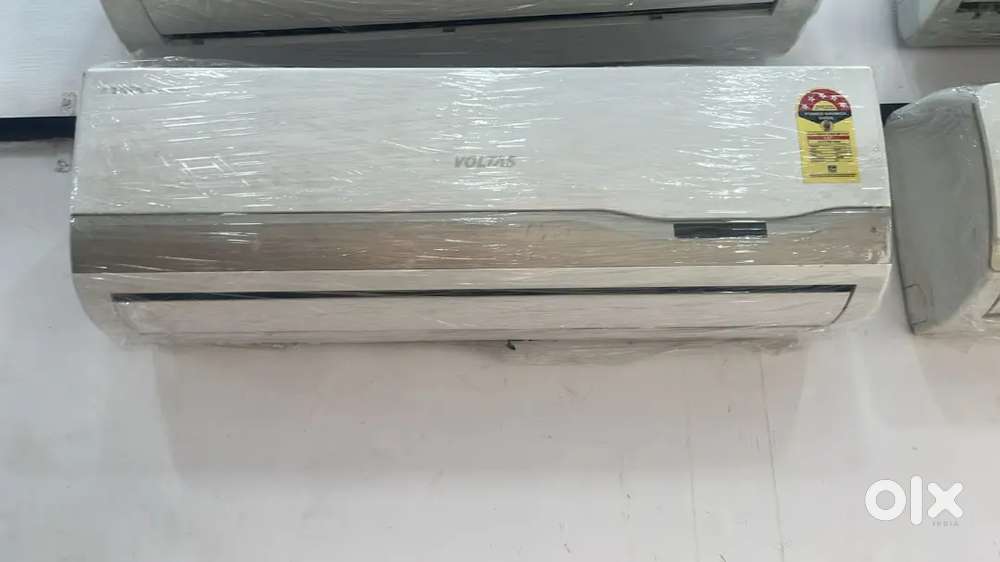 1.5 ton split AC with warranty good condition