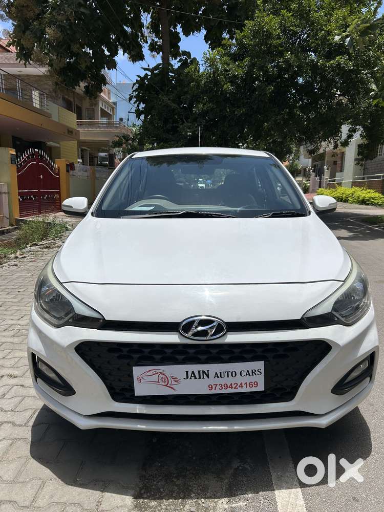 Hyundai Elite i20 Sportz 1.2 OPT, 2018, Petrol