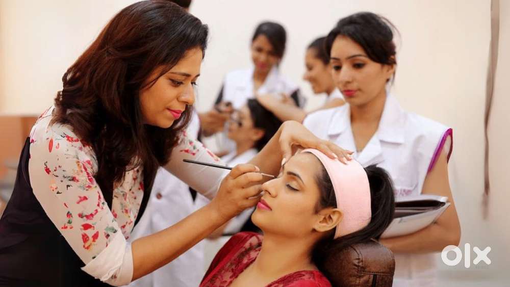 Urgent vacancy for BEAUTICIAN