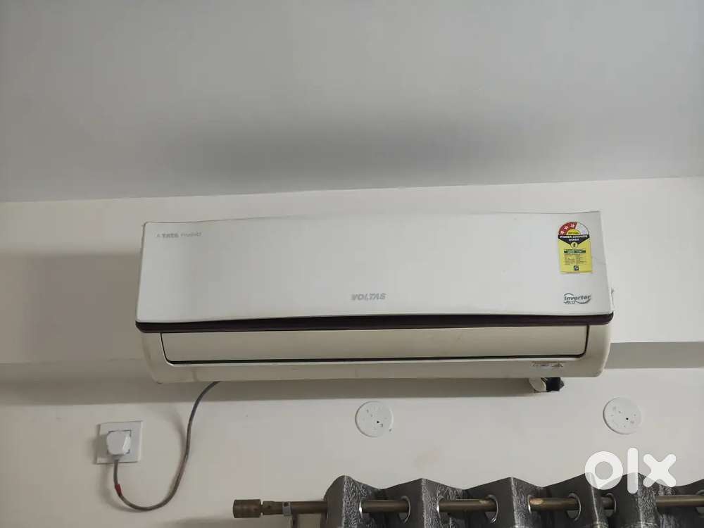 1.5 ton voltas inverter Air conditioner