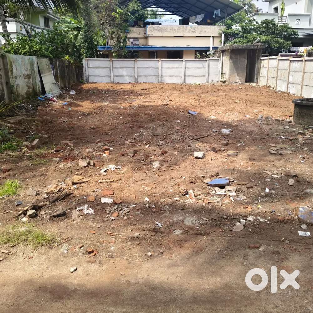 40,00000- plot for sale