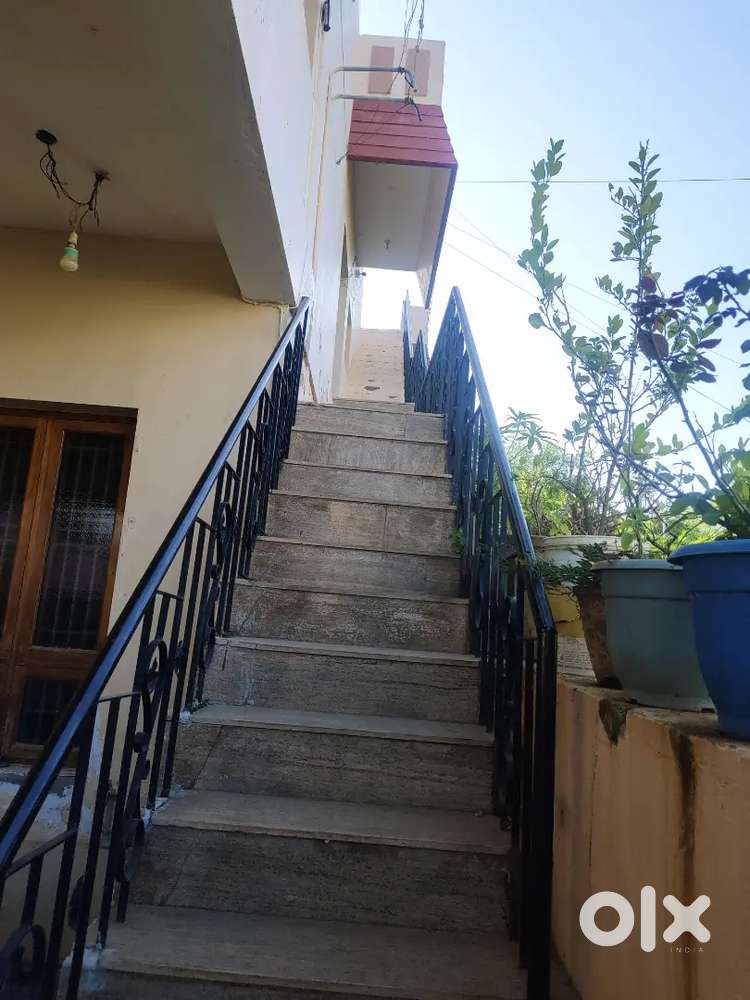 House for Rent on first floor Rajiv Nagar Main Road