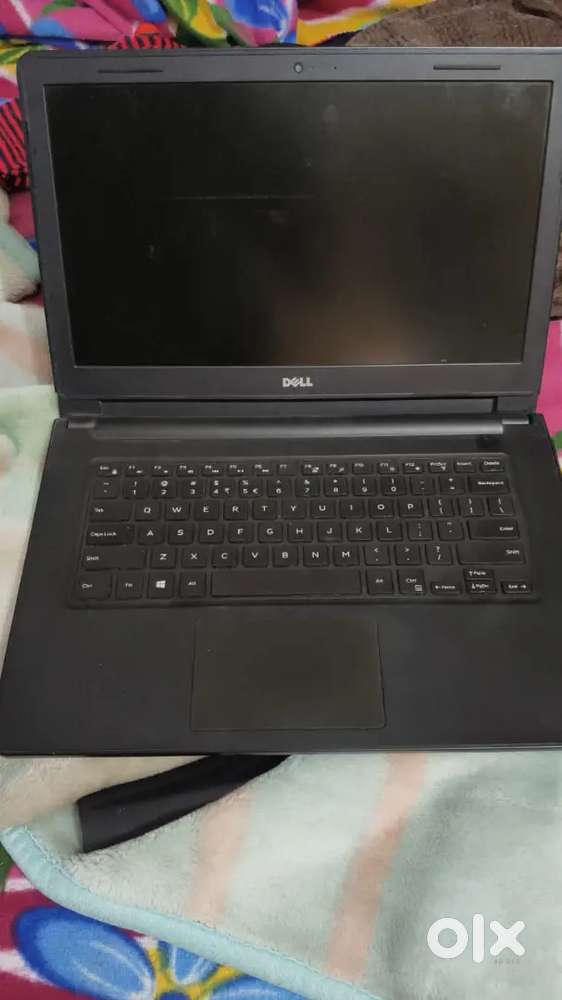 Hp laptop black in colour